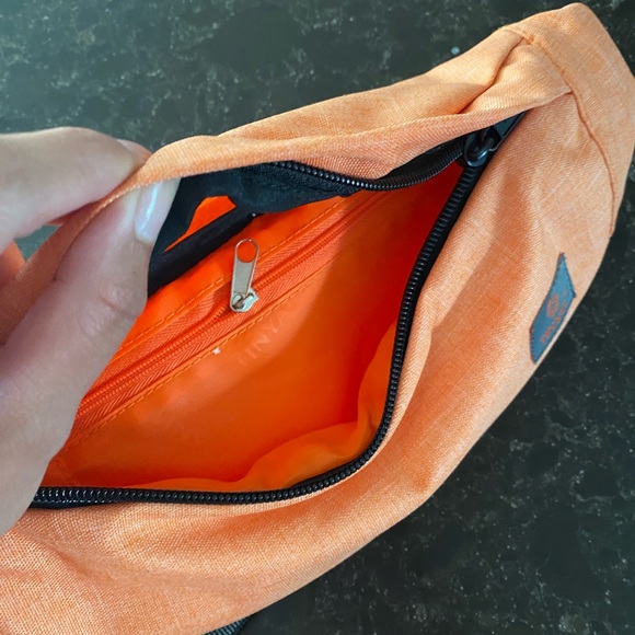 Fanny pack / belt bag - Picture 2 of 2